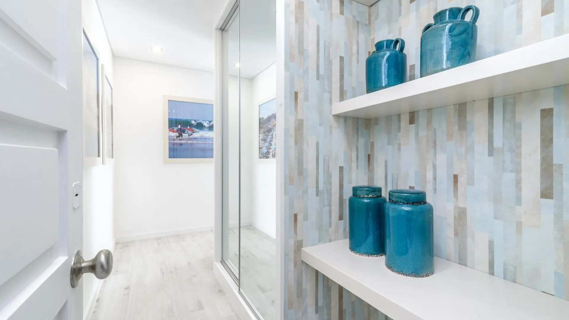 Whome Cozy Apartment With Balcony In Parede