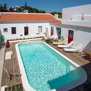 Сasa de vacaciones Sunny 1, Parede