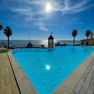 Lux Cascais Ocean View Parede
